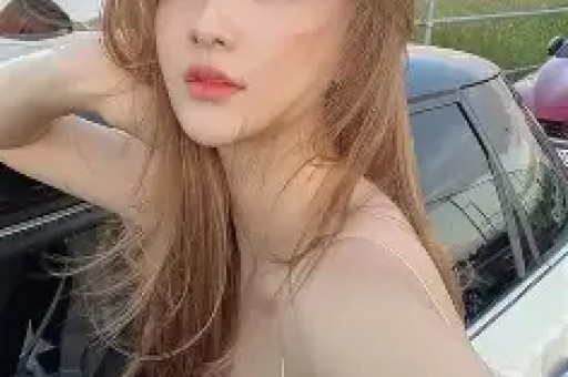 小八卦：盘点多位明星的热辣话题与商业动向